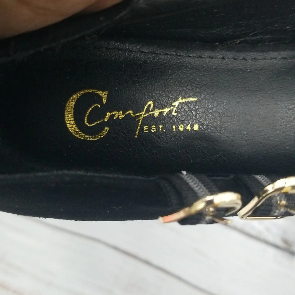 Black 2 Strap Cato Heels - Picture 9 of 9